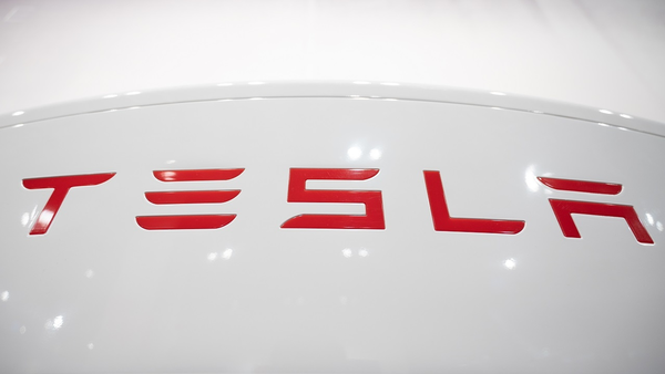 Brandenburg: Tesla-Ansiedlung lockt Investoren und Fachkräfte