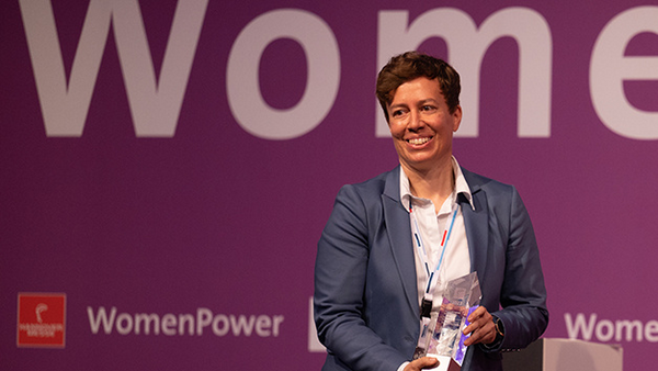 Hannover Messe 2024: Jetzt für den Engineer Woman Award vorschlagen!